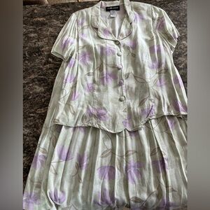 Women’s Floral Lavender skirt set